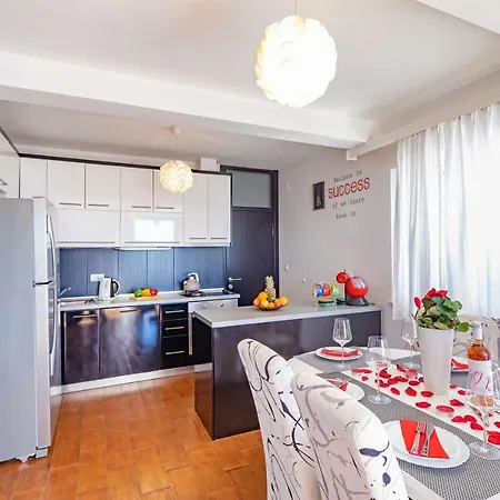 A&m Apartment